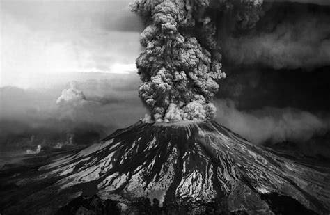 The 10 Biggest Volcanic Eruptions in History