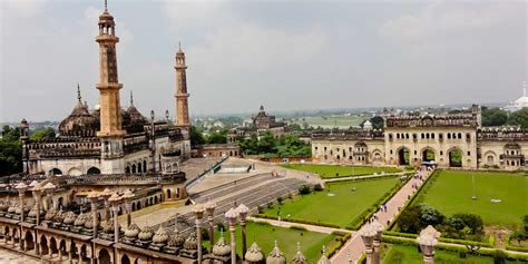 Bara Imambara Lucknow (Entry Fee, Timings, History, Built by, Images ...