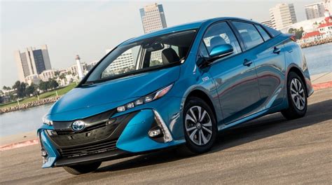 The 5 Best Toyota Hybrid Cars | Driva