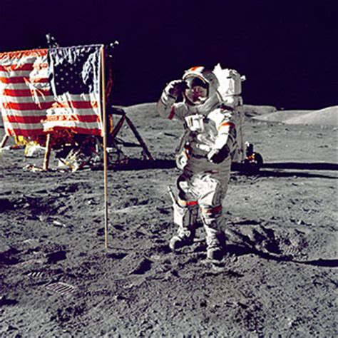 Image Gallary 9: moon landing neil armstrong Photos