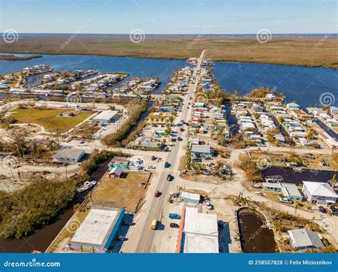 Luchtdrone - Inspectiefoto Matlacha Florida Hurricane Ian Nasleep ...