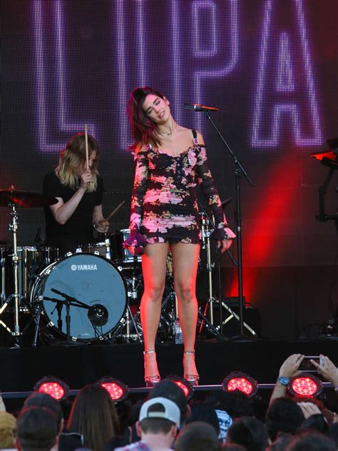 Dua Lipa – Performs at 'Jimmy Kimmel Live' in Los Angeles | GotCeleb