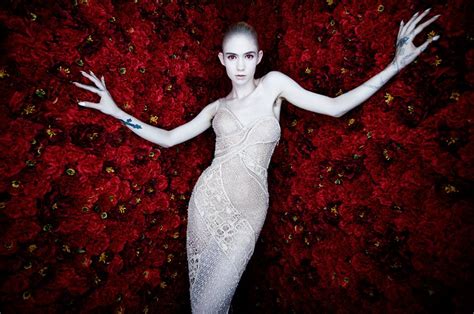 Why Grimes' UK Tour Will Be The Best Live Event Of 2016 - NME