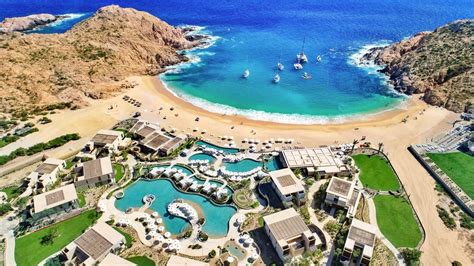 5 hoteles en Los Cabos destacan como los mejores de todo el país