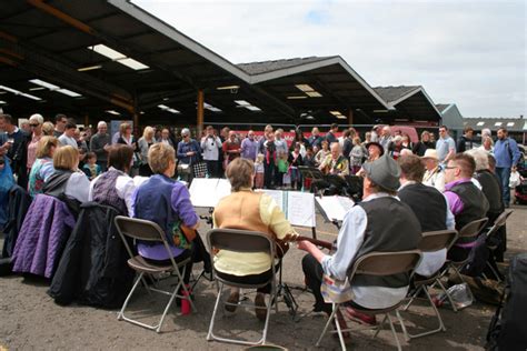 Melton Mowbray Cattle Market © Kate Jewell cc-by-sa/2.0 :: Geograph Britain and Ireland