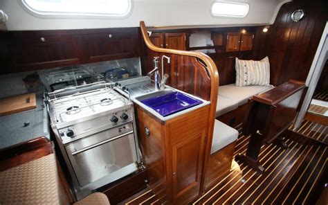 Setting Up the Perfect Boat Galley - Yacht Cruising Lifestyle