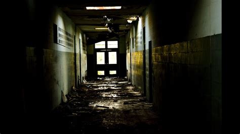 9 TRUE SCARY 'BACK-TO-SCHOOL' GHOST STORIES - YouTube