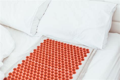 Acupressure Mats: What to Know About the Benefits & Risks | The Healthy