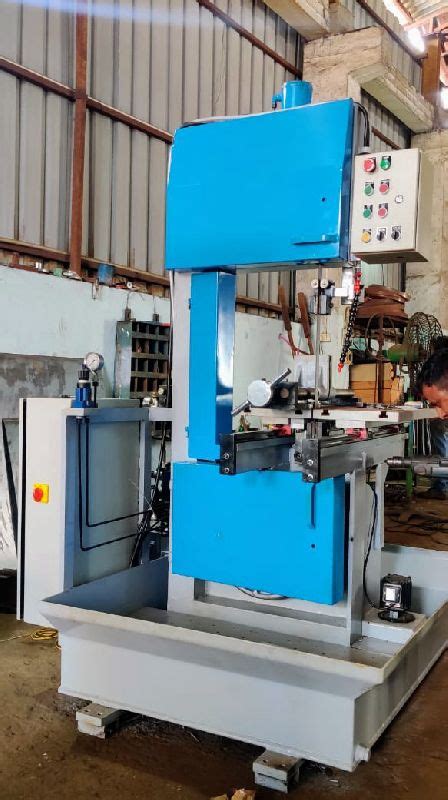 ACCUCUT vertical band saw at Rs 6.45 Lakh / piece in Chennai | Accurate Engineering