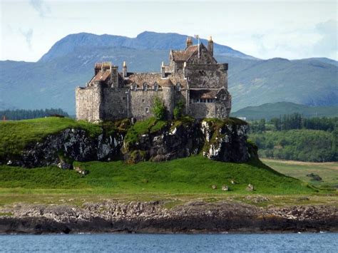 The Ancient Castles of Clan MacLean | ScotlandShop