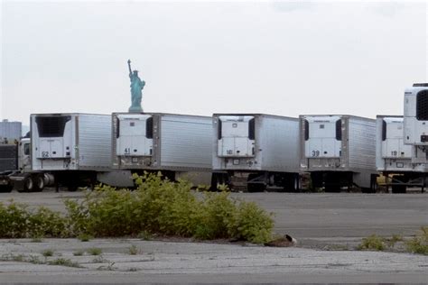 Coronavirus in New York City: Makeshift disaster morgue appears in Brooklyn | Fox News