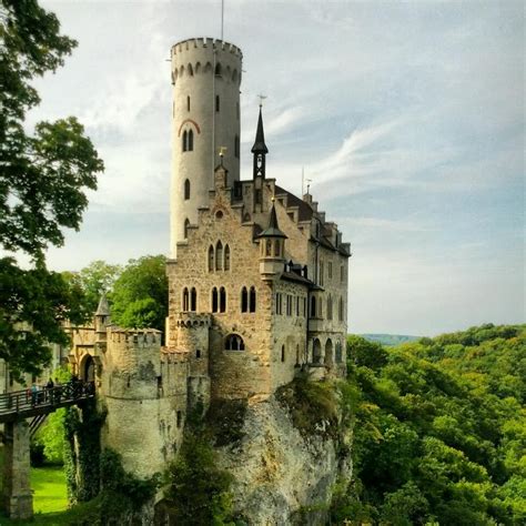 Our Amazing Planet Earth: Lichtenstein Castle