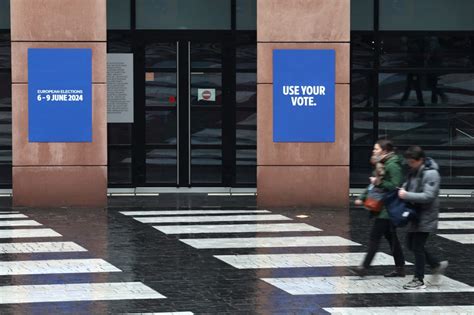 EU election 2024: New poll shows right-wing populist surge – POLITICO