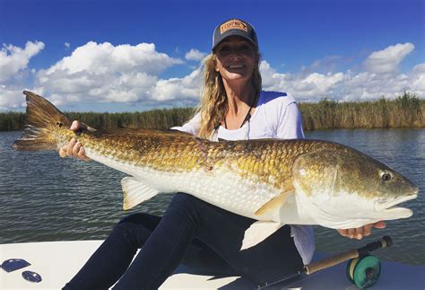 BULL REDFISH ON THE FLY IN LOUISIANA | Toflyfish