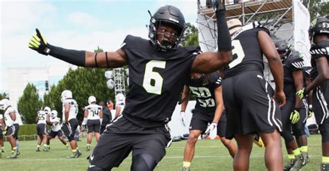 Nation's No. 3 DE Azeez Ojulari announces huge commitment - FanBuzz