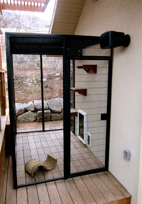 Pin by Pam Dishong on cat yard | Cat cages, Cat patio, Outdoor cat house