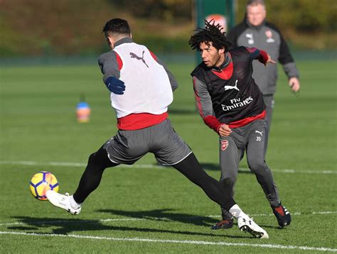 Pictures: Arsenal train ahead of Burnley match | Gallery | News | Arsenal.com