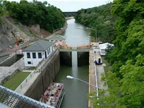 Ascending Lock Through of the Erie Canal Locks at Lockport NY USA - Part 1 of 2 - YouTube