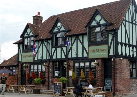 Pubs and Restaurants in Bourne End and Cookham – Travels with Verne and Roy