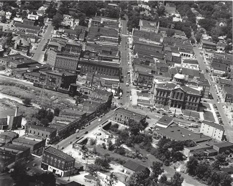 Aerial Downtown Huntington, Indiana Photo (Back of photo says 1950's) | Huntington indiana ...