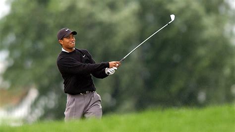 Take a Tip From Tiger Woods at the 2002 PGA Championship to Master ...