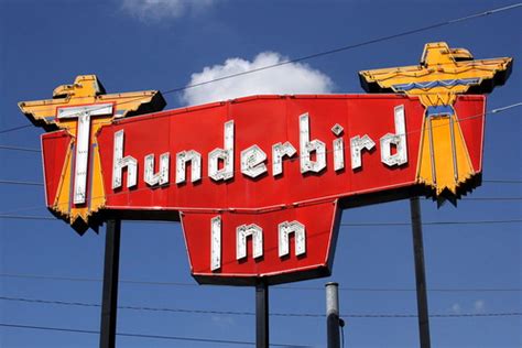 Thunderbird Inn neon sign - Savannah, GA | It's one thing to… | Flickr