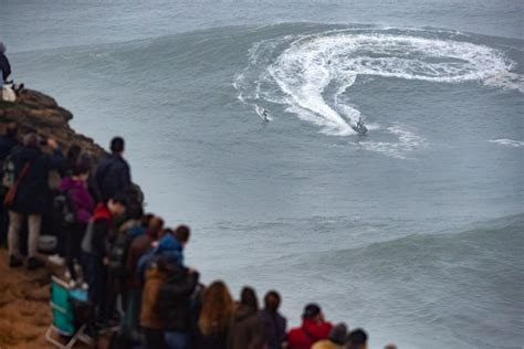 Champions crowned at the 2020 Nazaré Tow Surfing Challenge