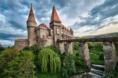 Hunedoara Region and Corvin's Castle - Sibiu Guide Nico