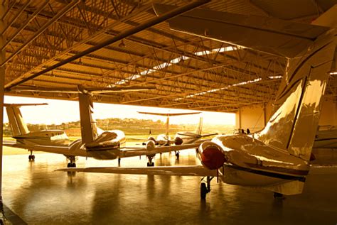 Aircraft Hangar Stock Photo - Download Image Now - iStock