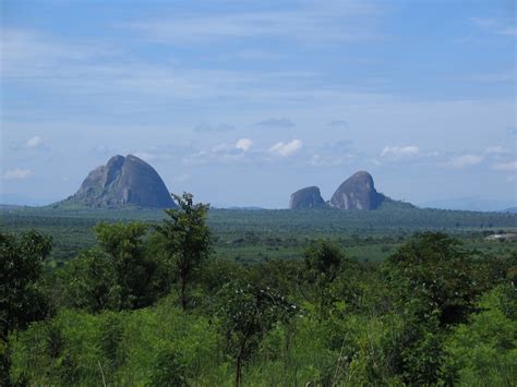 File:Angola landscape.jpg - Wikimedia Commons