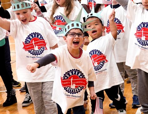 Leeds Elementary School 2nd Grade Celebrate and Honor their Heroes! - Liberty Learning Foundation