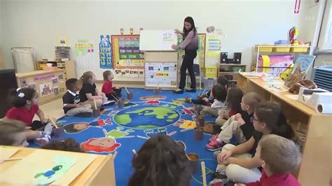 Houston-area educators going door-to-door to increase pre-k and kindergarten enrollment | khou.com