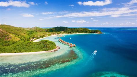 Likuliku Lagoon Resort holiday accommodation in Fiji, South Pacific | Dive Worldwide