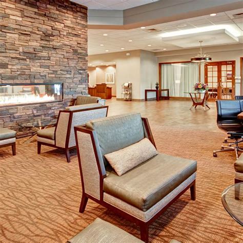 DoubleTree by Hilton Flagstaff - Discover Flagstaff