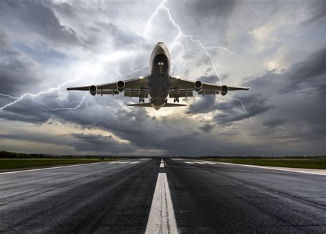 17 Ways to Cope When Turbulence Scares the Sh*t Out of You - 5thBranch