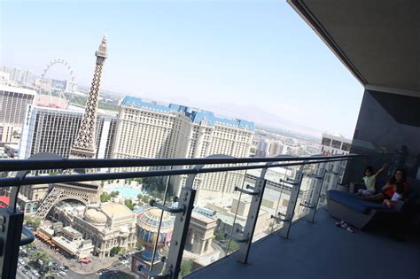 Cosmopolitan Las Vegas Hotel Review: Corner 1BR Suite with 180 Degrees ...