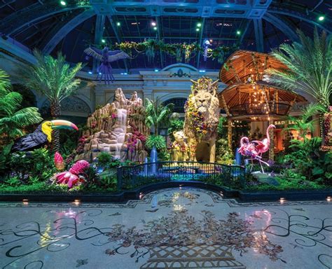 Celebrate summer in Las Vegas at Bellagio's Conservatory - Las Vegas ...