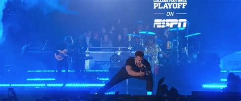 Imagine Dragons Perform "Natural," "Believer" and "Thunder" at College Football Halftime Show ...