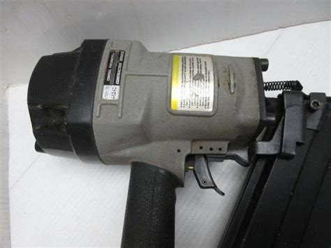 Central Pneumatic Nail Gun, Contractor Series Framing Nailer - Albrecht Auction Service