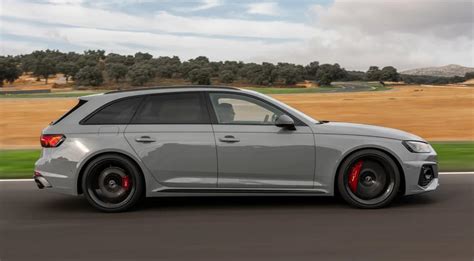 2023 Audi RS4 Avant Competition Review - Automotive Daily