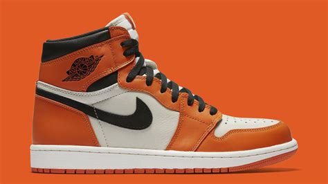 Air Jordan 1 Shattered Backboard Away 555088-113 | Sole Collector