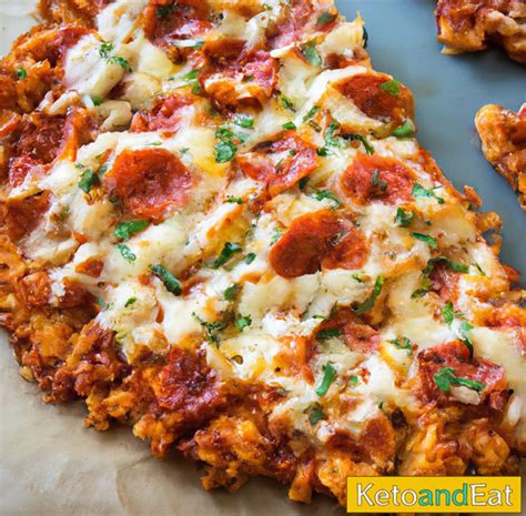 Canned Chicken Pizza Crust: Easy & Delicious| KetoAndEat