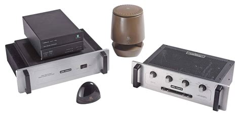 Five Assorted Stereo Components, Audio Research Auction