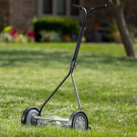 10 Best Reel Lawn Mower Reviews 2021 | The Rex Garden