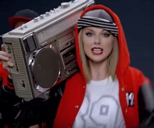 AT&T Taylor Swift NOW on DirecTV Commercial Song