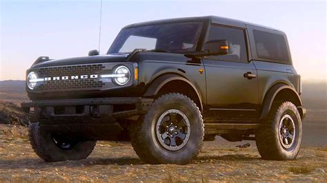 2021 Ford Bronco two-door – In 360º with color options - YouTube