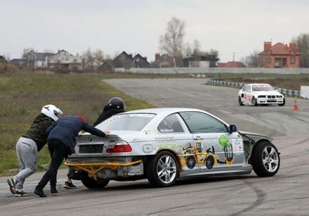 17 Tandem drifting Stock Pictures, Editorial Images and Stock Photos | Shutterstock