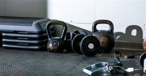 Kettlebell vs. Dumbbell: Which to Choose for Your Workout | GearJunkie