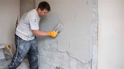 How to Treat Damp Walls Internally?