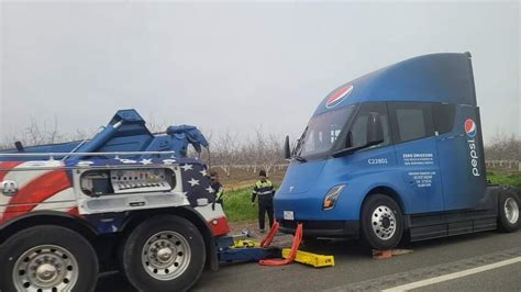 Diesel To The Rescue: Tesla Pepsi truck runs out of charge